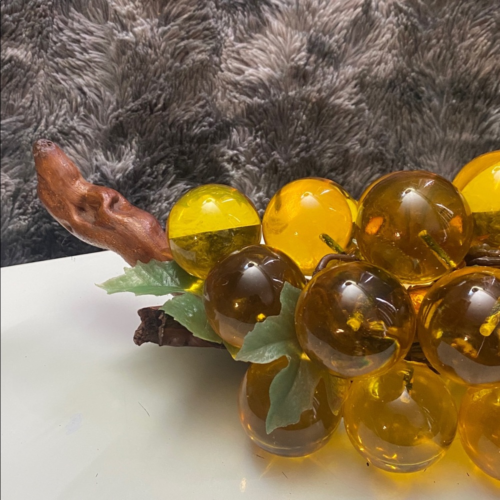Vintage Amber/Yellow Glass Grape Cluster Decorative Accent - Picture 10 of 16
